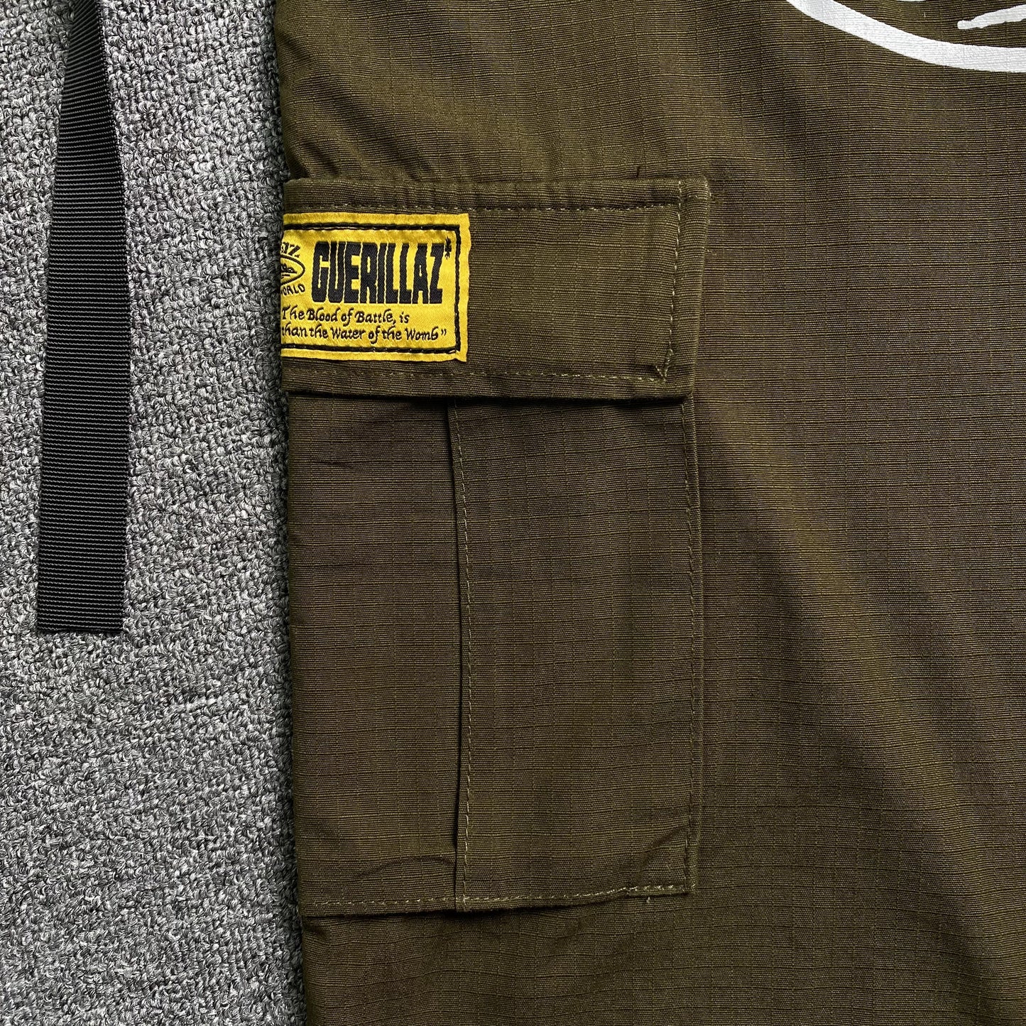 corteiz-alcatraz-cargo-shorts-brown-7-Drip Store Argentina