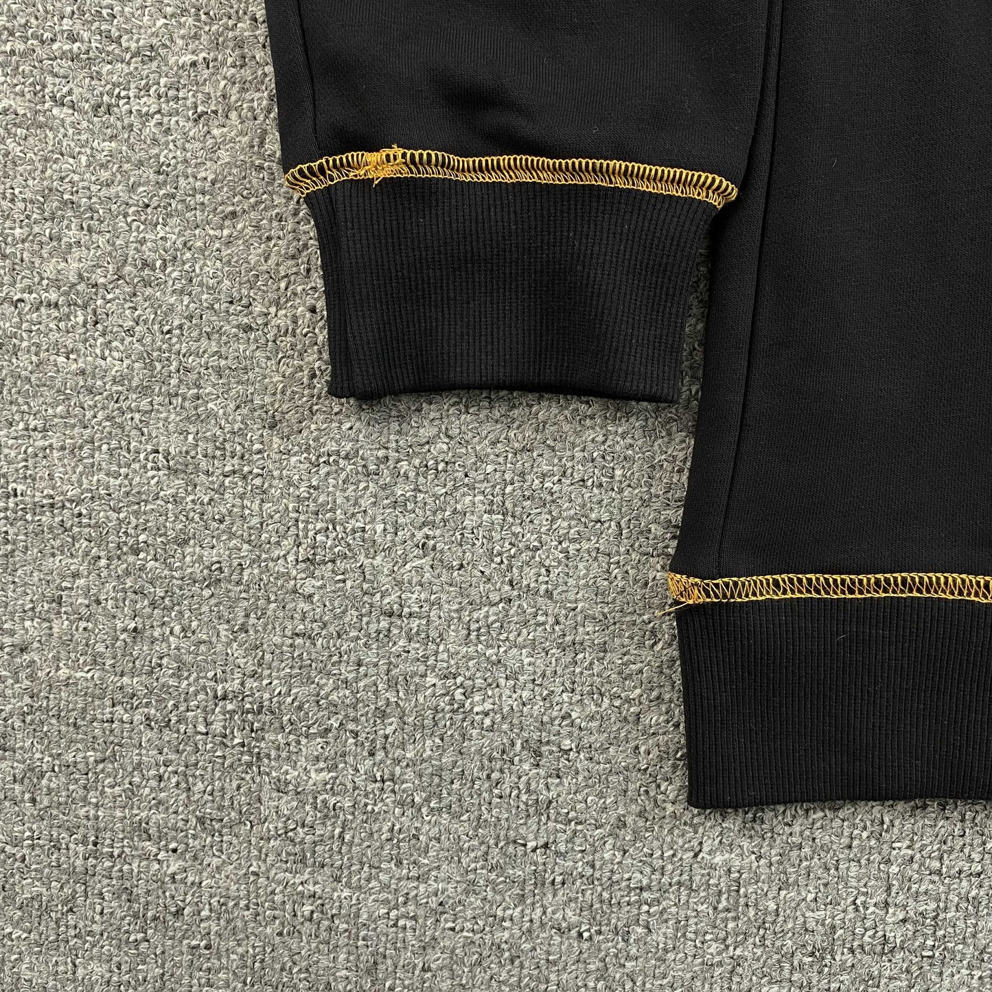 Corteiz Alcatraz Contrast Hoodie Black Yellow