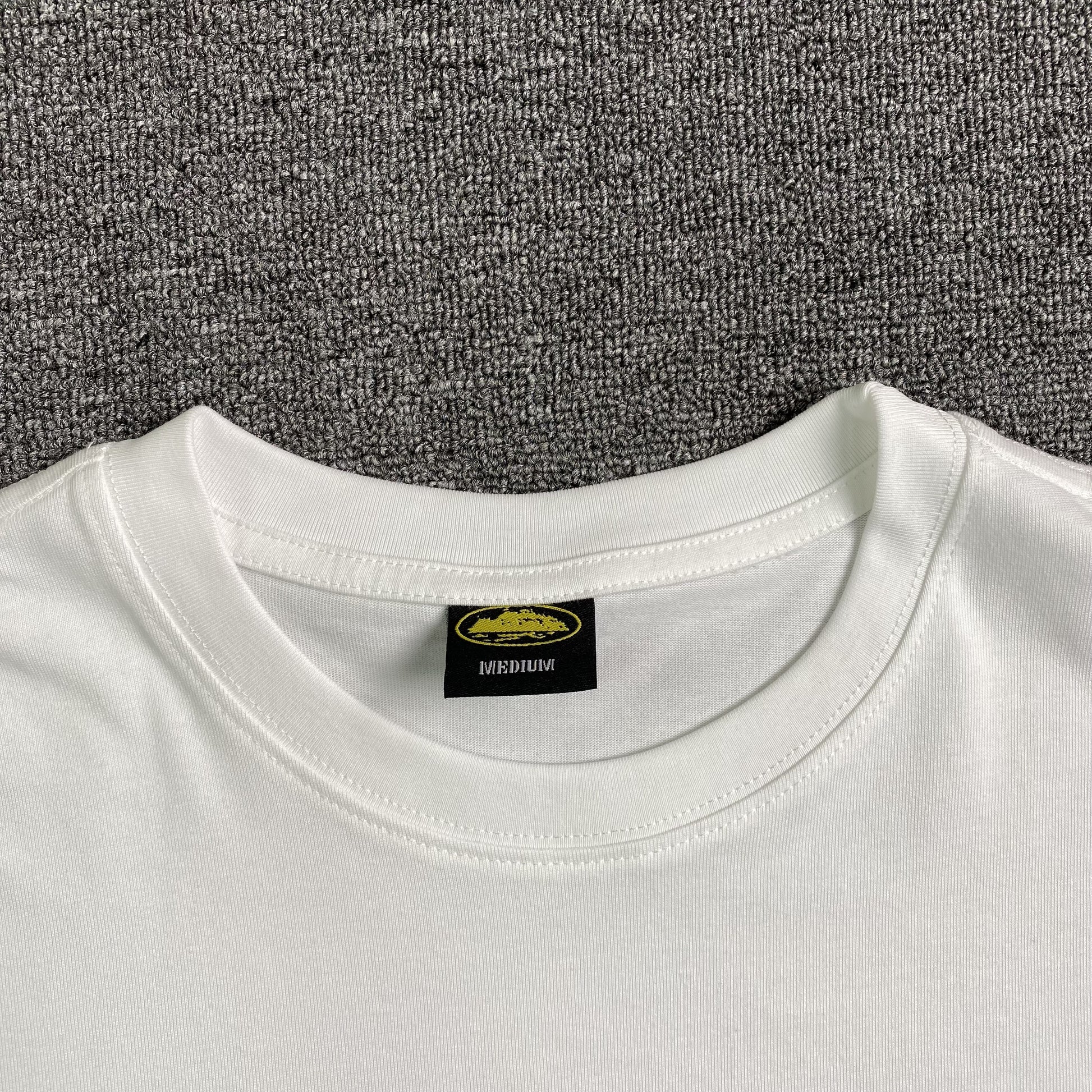 corteiz-alcatraz-rules-the-world-tee-white-3_8d4c736d-Drip Store Argentina
