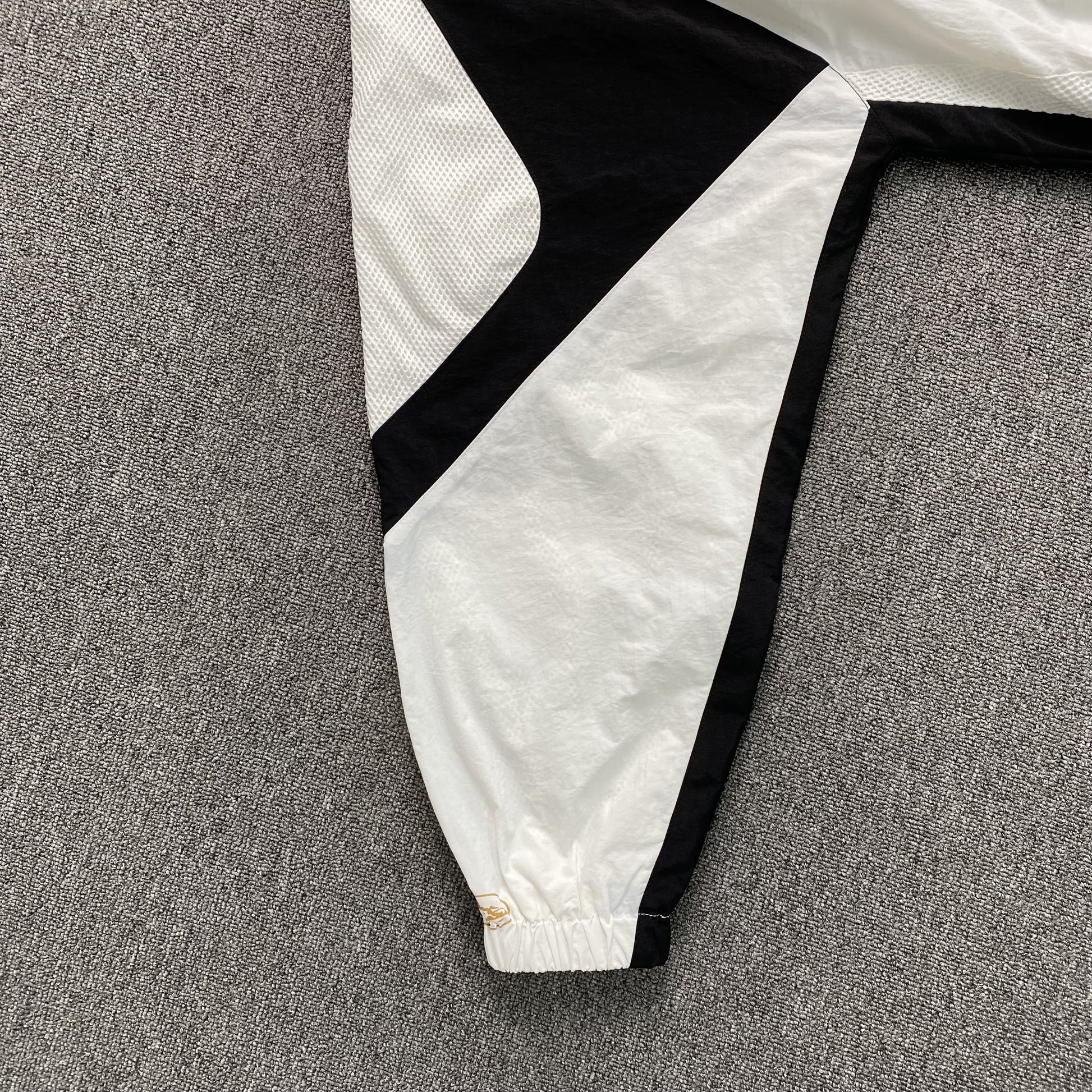 corteiz-brasil-olympic-shuku-jacket-white-8-Drip Store Argentina