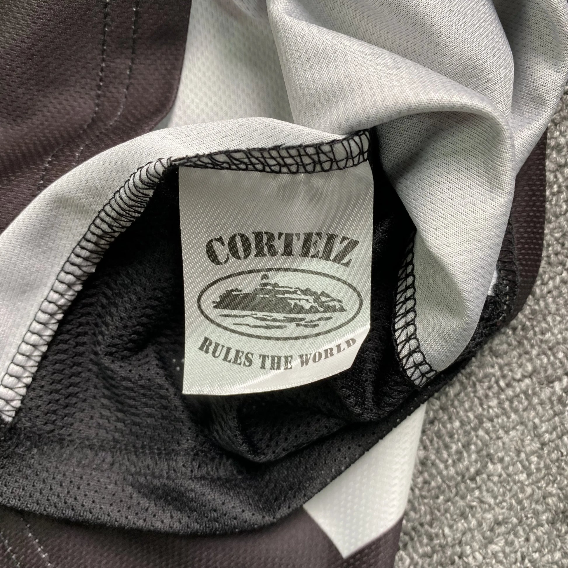 corteiz-club-rtw-football-jersey-black-8-Drip Store Argentina