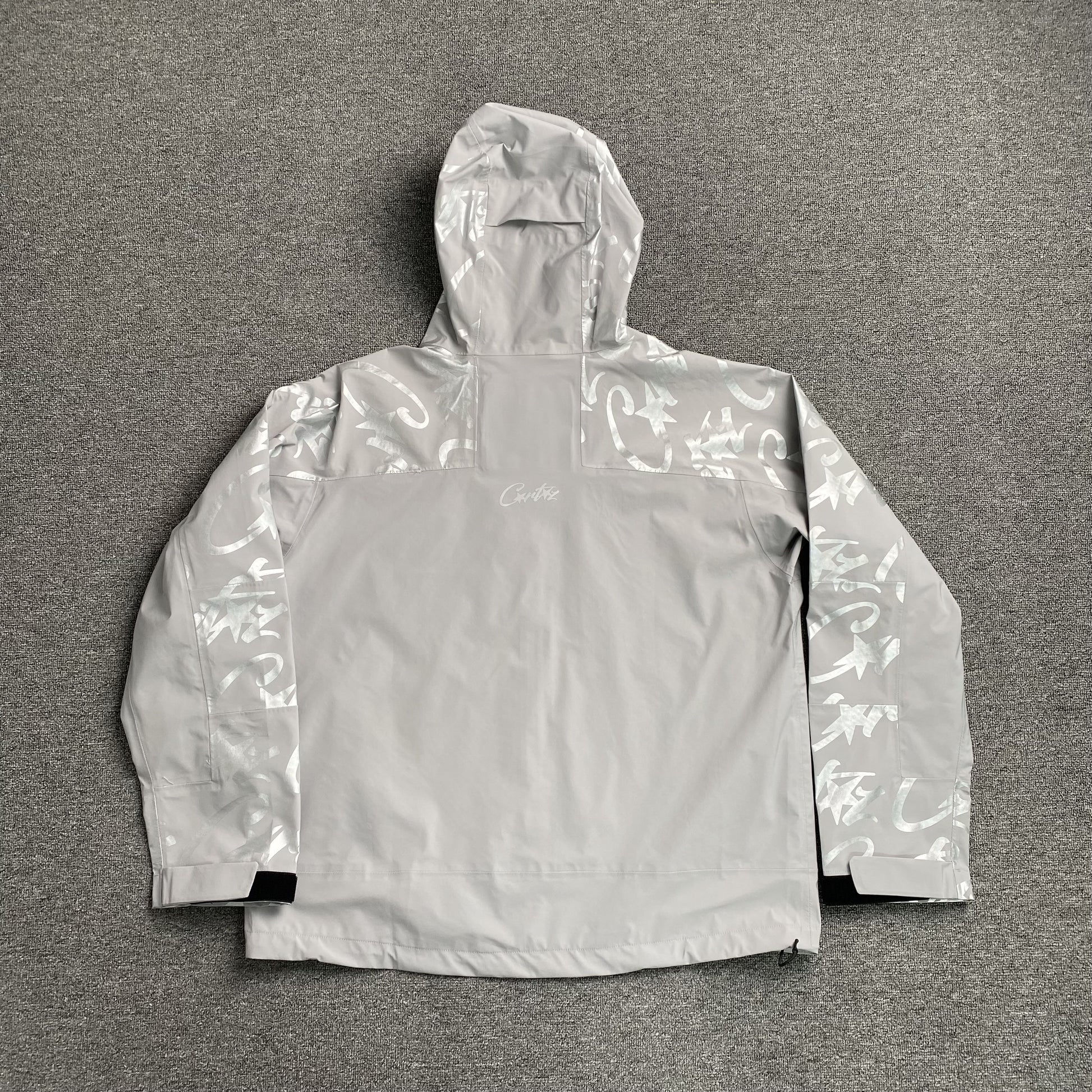 corteiz-elitework-waterproof-shell-jacket-grey-2-Drip Store Argentina