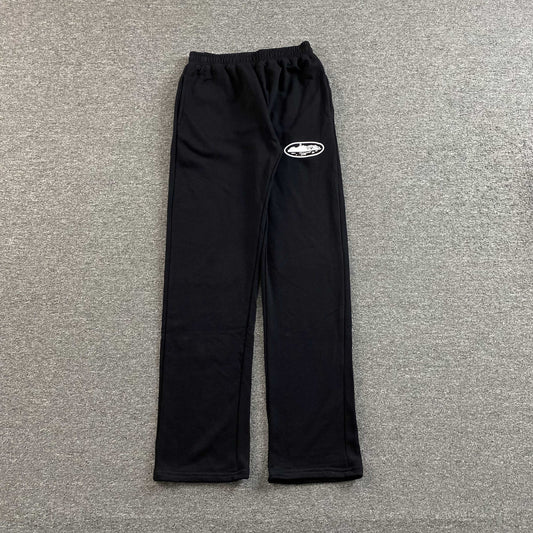 Corteiz Island Puff Print Open Hem Pants Black