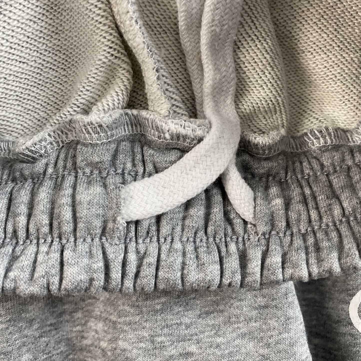 Corteiz Island Puff Print Open Hem Pants Grey