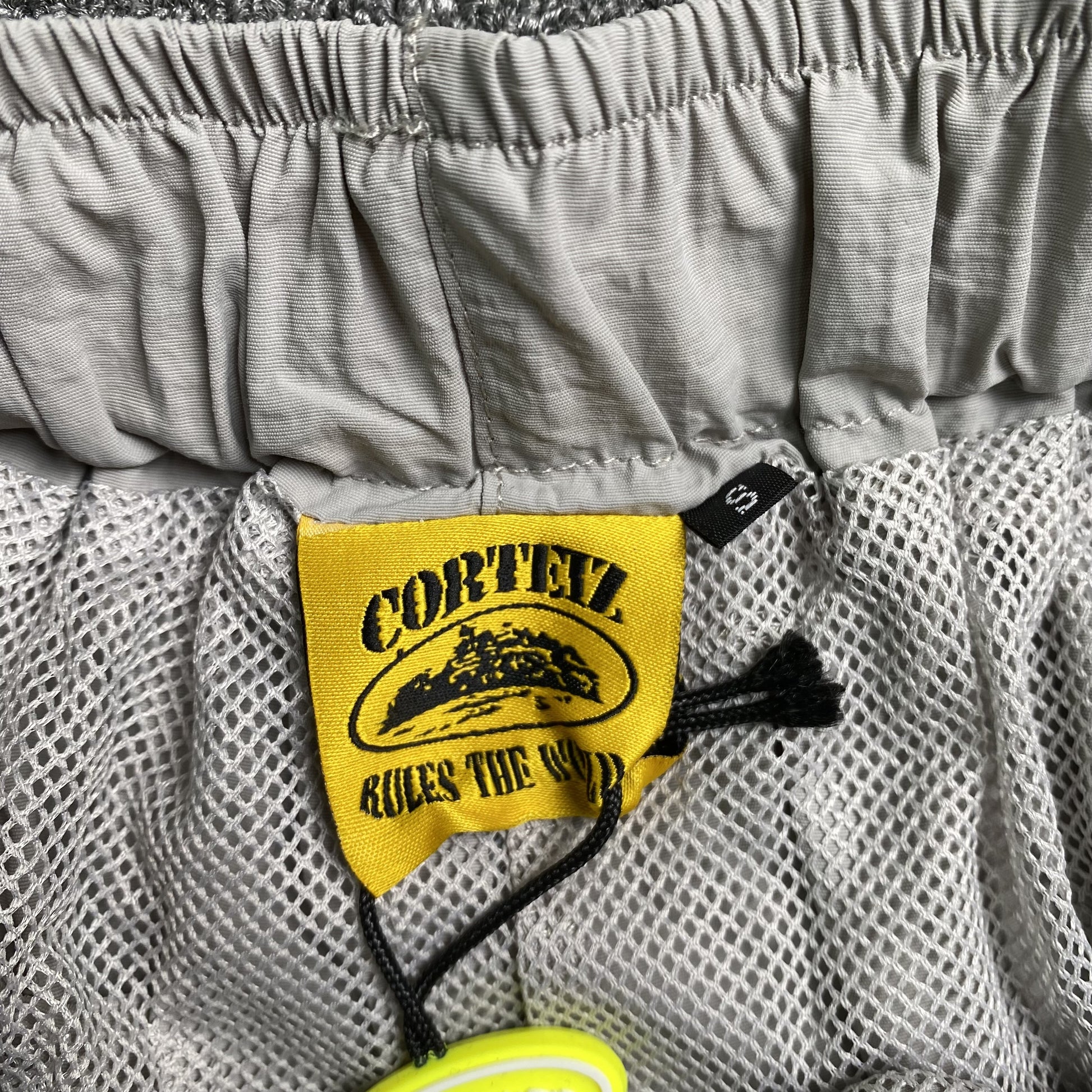 corteiz-spring-shorts-grey-4-Drip Store Argentina