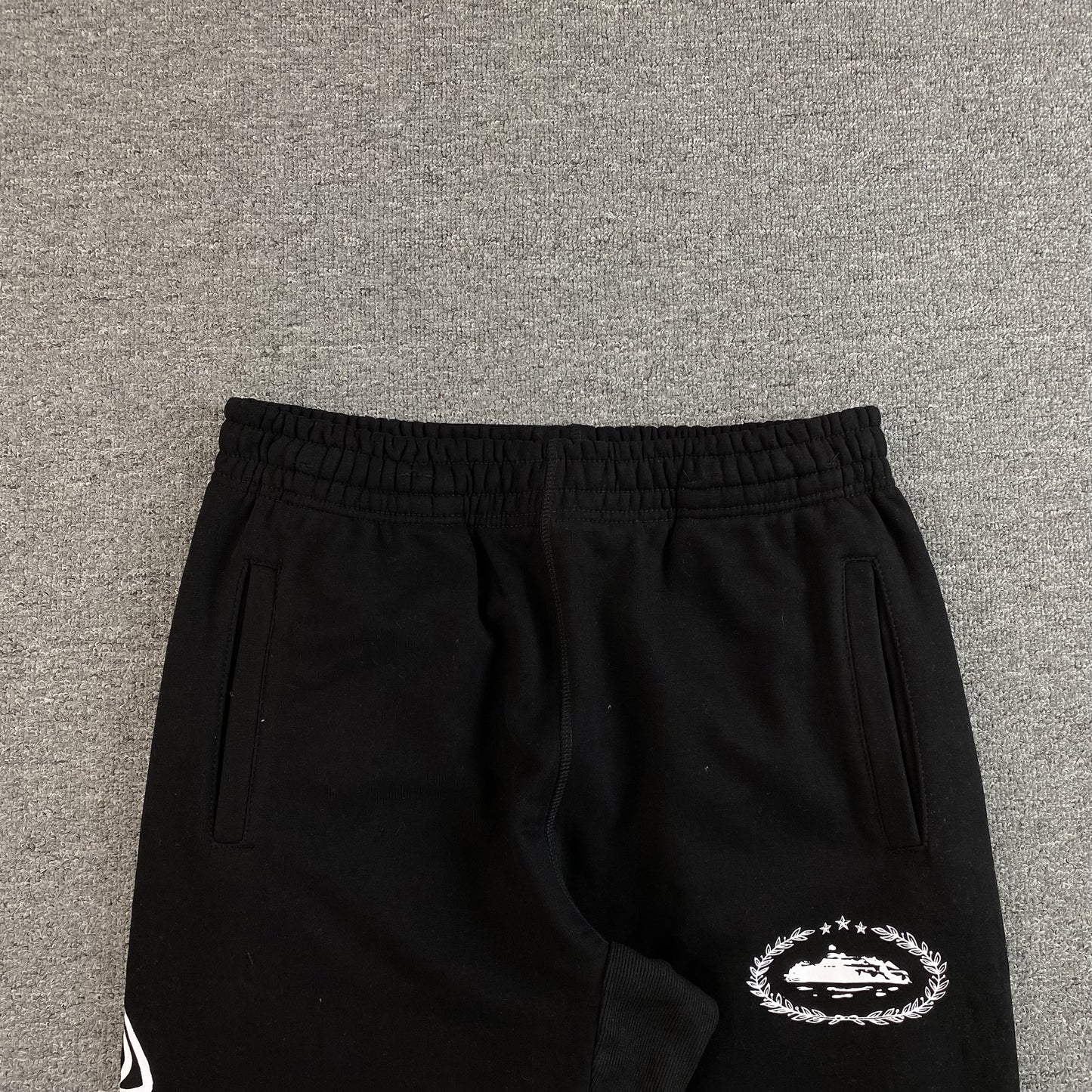 Corteiz Superior Royale Open Hem Pants Black