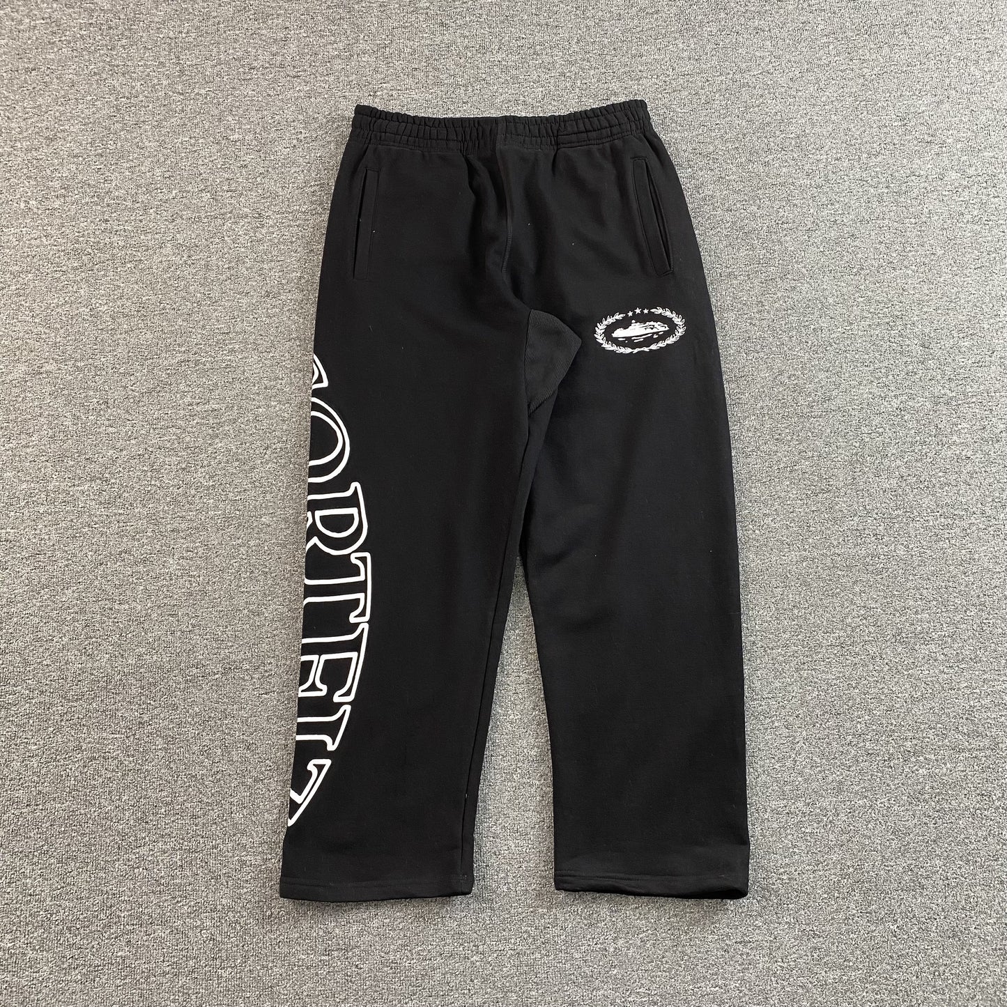 Corteiz Superior Royale Open Hem Pants Black