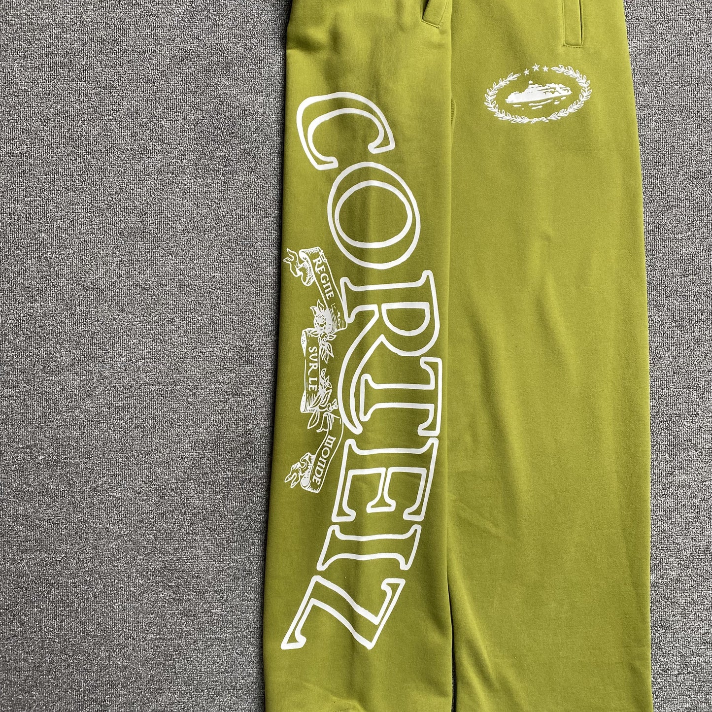 Corteiz Superior Royale Open Hem Pants Olive