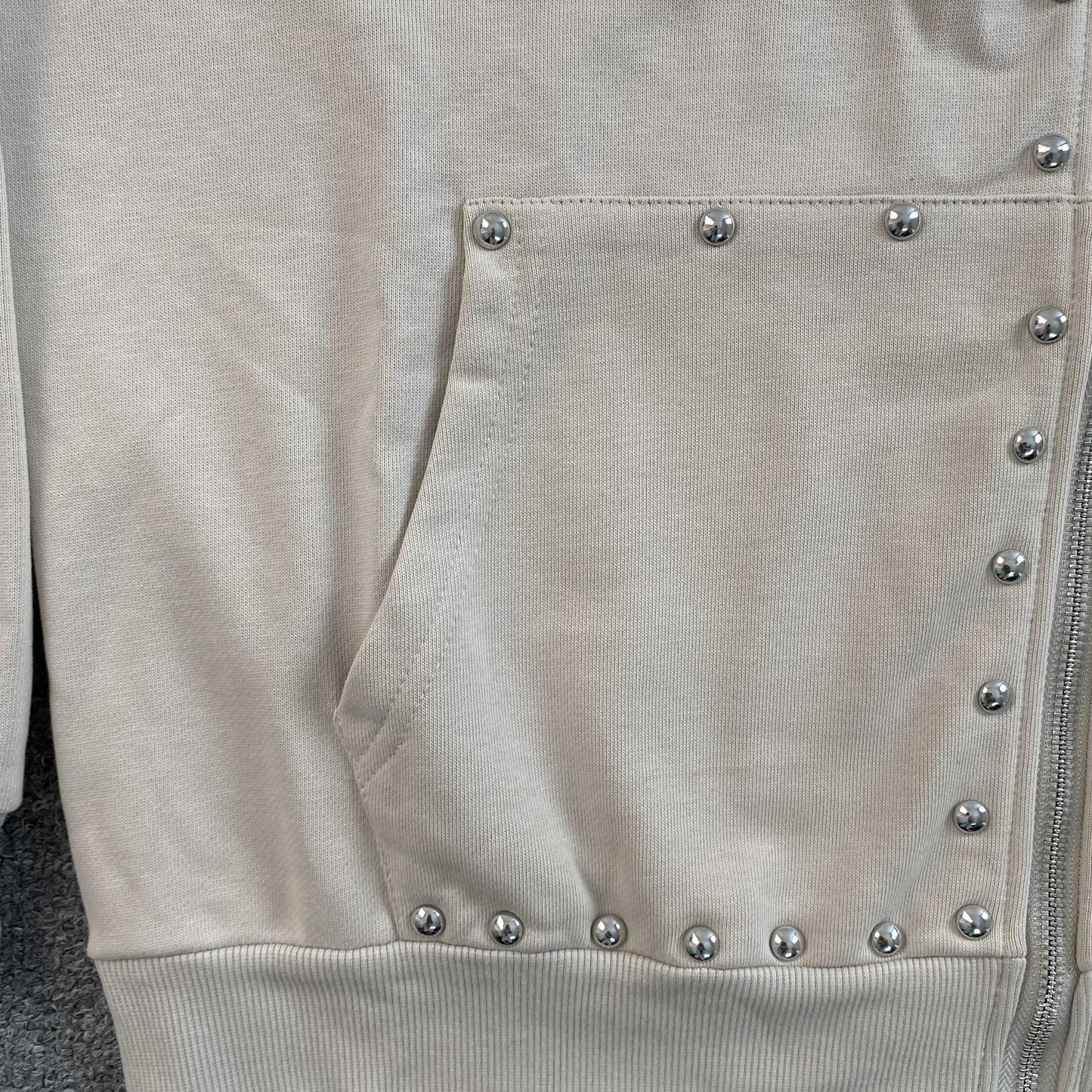 Mixed Emotion Crown Jacket Cream