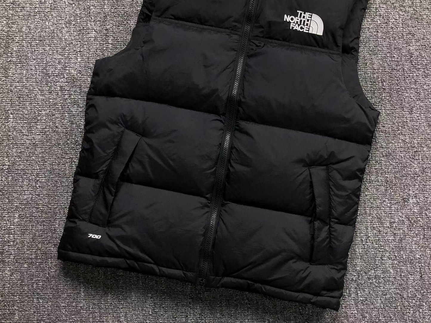 THE NORTH FACE 1996 RETRO NUPTSE VEST BLACK