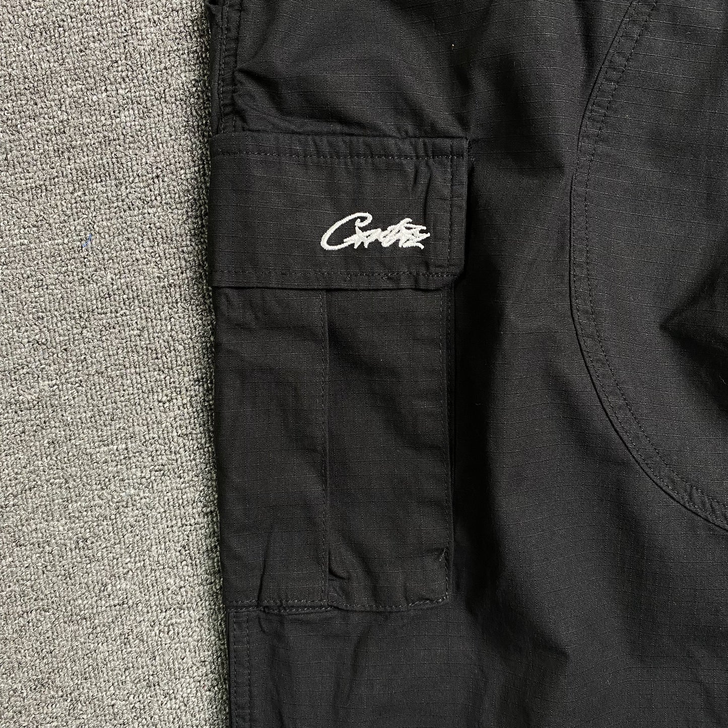 CORTEIZ GUERILLAZ CARGOS TRIPLE BLACK