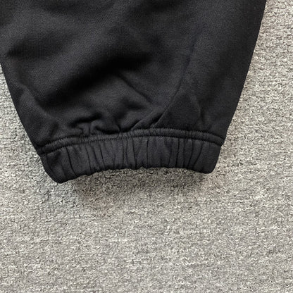 denim-tears-the-cotton-wreath-sweatpants-monochrome-6-Drip Store Argentina