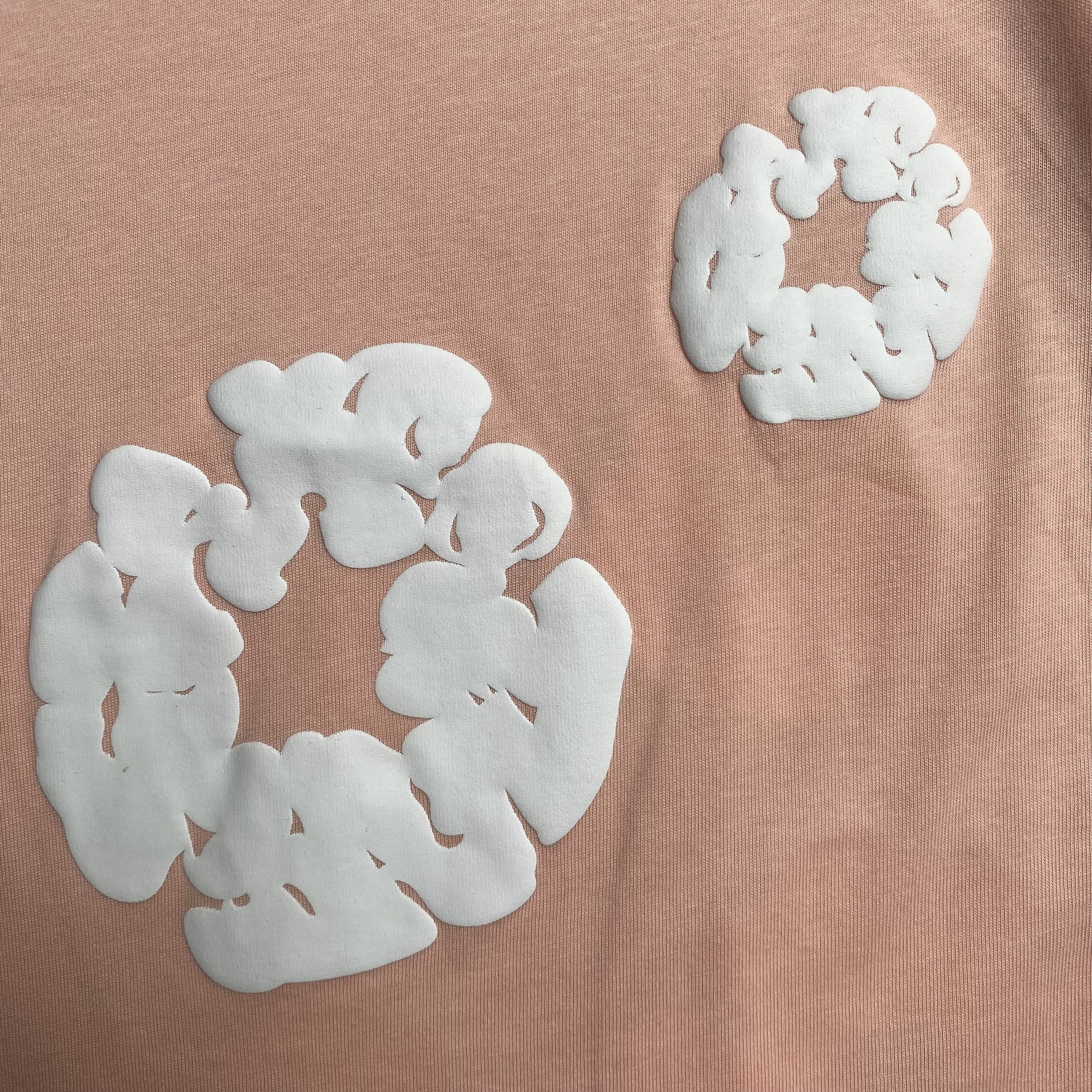 denim-tears-the-cotton-wreath-tee-pink-3-Drip Store Argentina