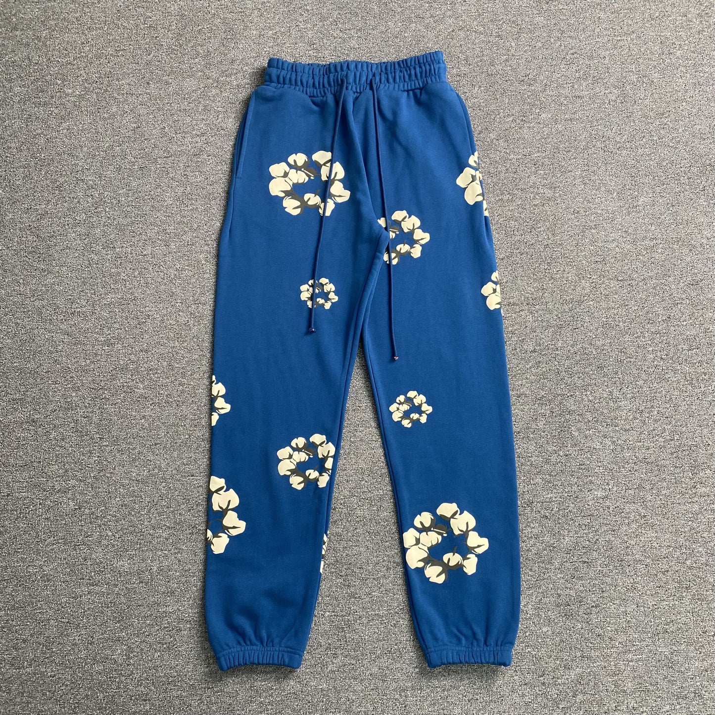 denim-tears-x-cpfm-cactus-tears-wreath-pants-blue-Drip Store Argentina