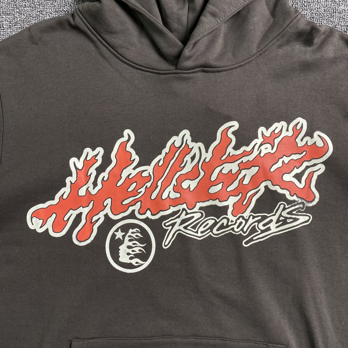 HELLSTAR RECORDS WORLD TOUR HOODIE GREY