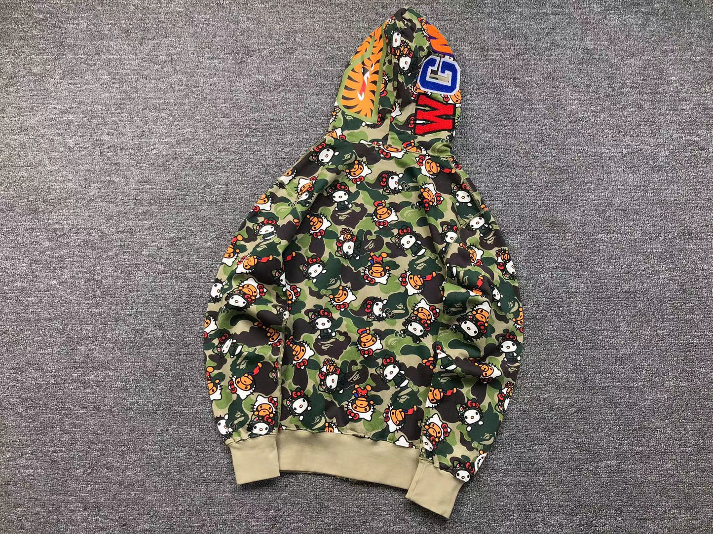 BAPE ABC CAMO HELLO KITTY SHARK FULL ZIP HOODIE GREEN