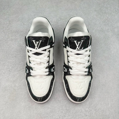Louis Vuitton Trainer Sneaker Black