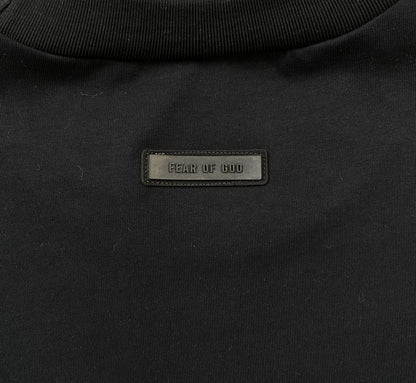 fear-of-god-essentials-arch-logo-tee-jet-black-5-Drip Store Argentina