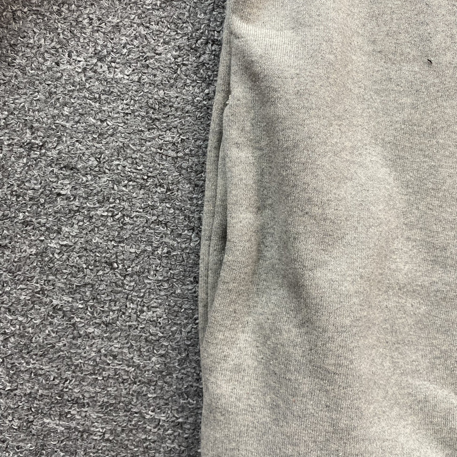 fear-of-god-essentials-crewneck-state-dark-heather-4-Drip Store Argentina