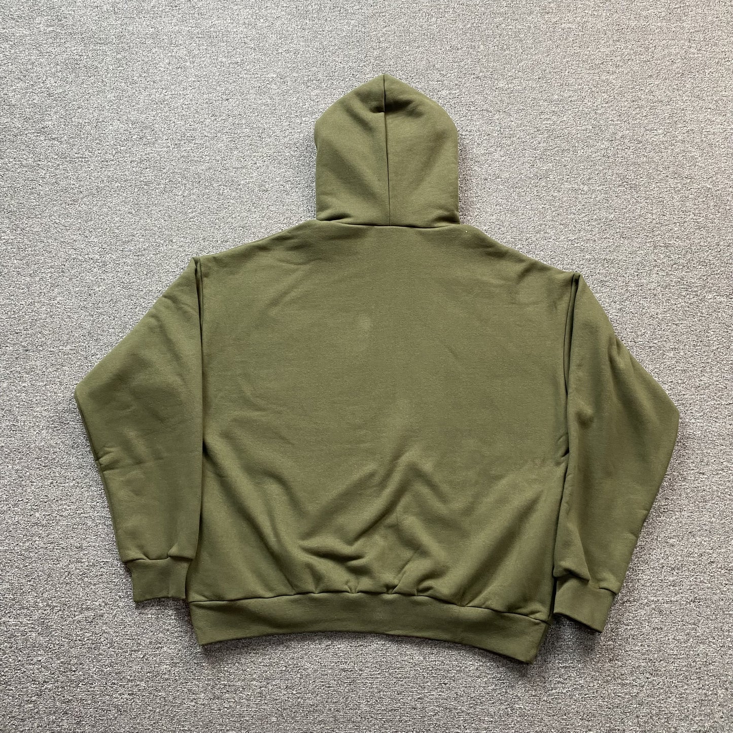 fear-of-god-essentials-hoodie-military-3-Drip Store Argentina
