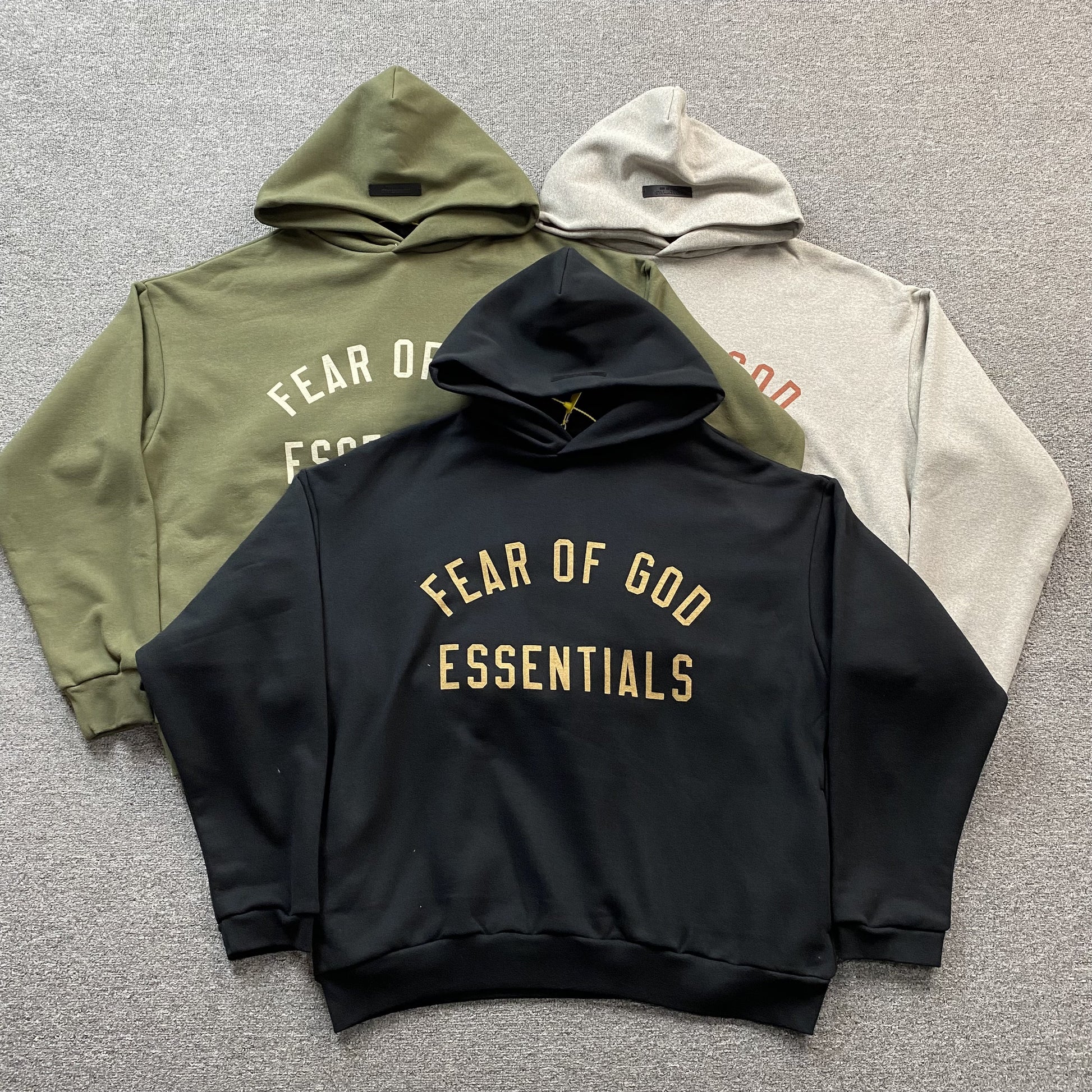 fear-of-god-essentials-hoodie-military-5-Drip Store Argentina