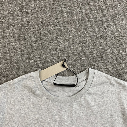 fear-of-god-essentials-knicks-tee-grey-5-Drip Store Argentina