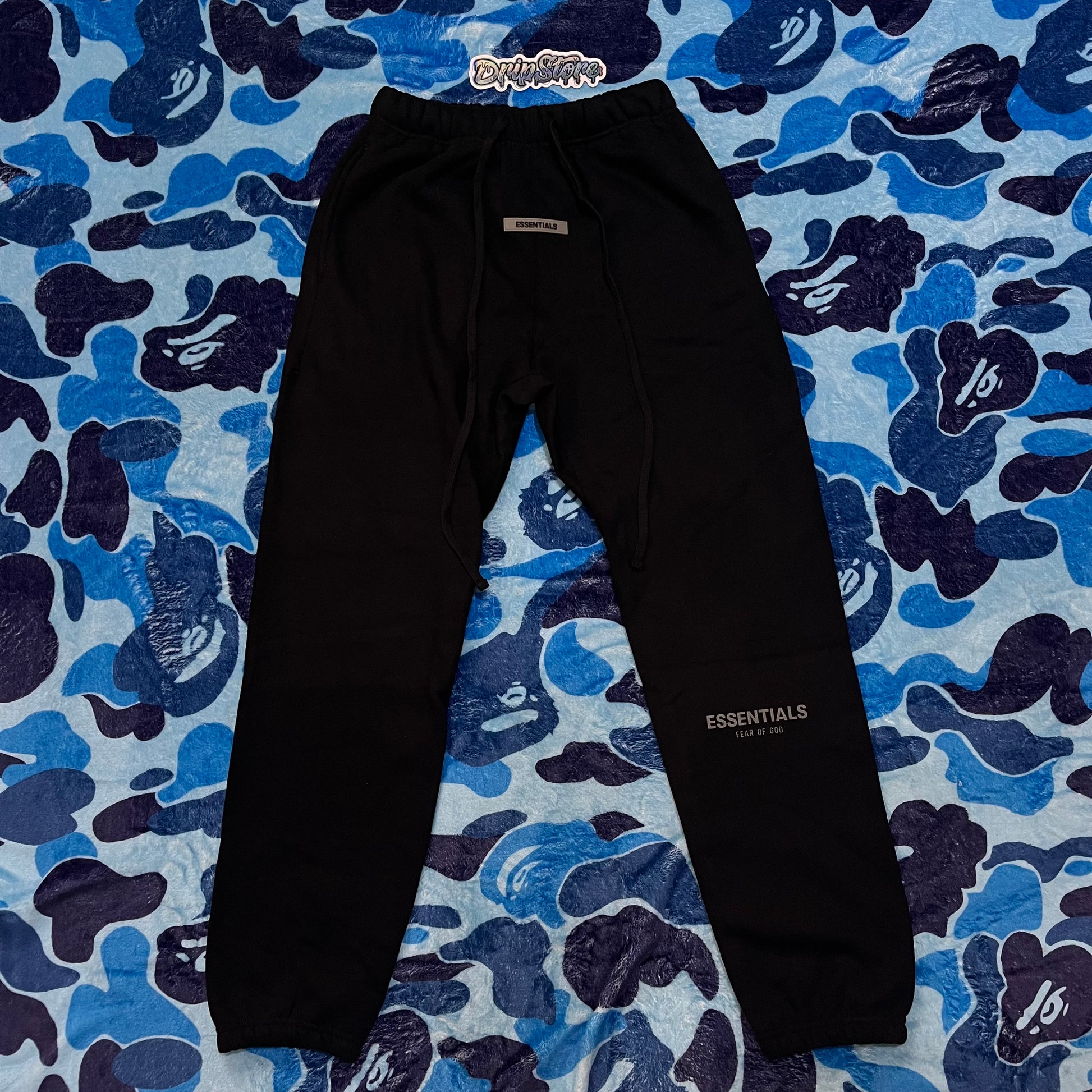 fear-of-god-essentials-sweatpants-black-Drip Store Argentina