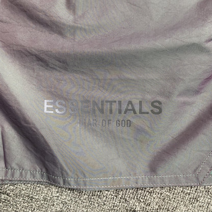 fear-of-god-essentials-volley-shorts-iridescent-4-Drip Store Argentina