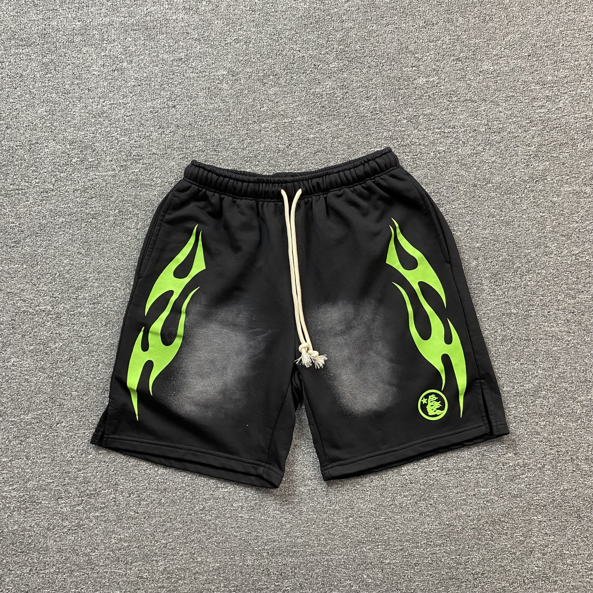 hellstar-flame-shorts-black_dd04a4d2-Drip Store Argentina