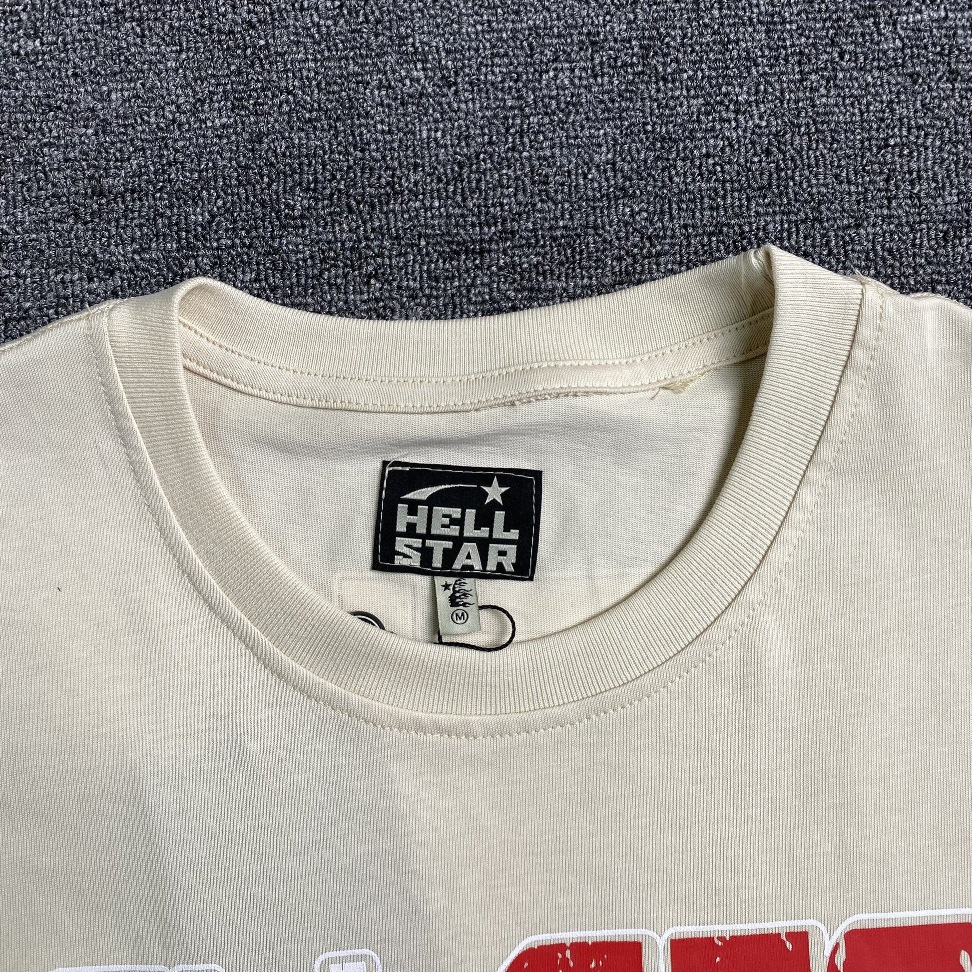 hellstar-makes-you-stranger-tee-white-7-Drip Store Argentina