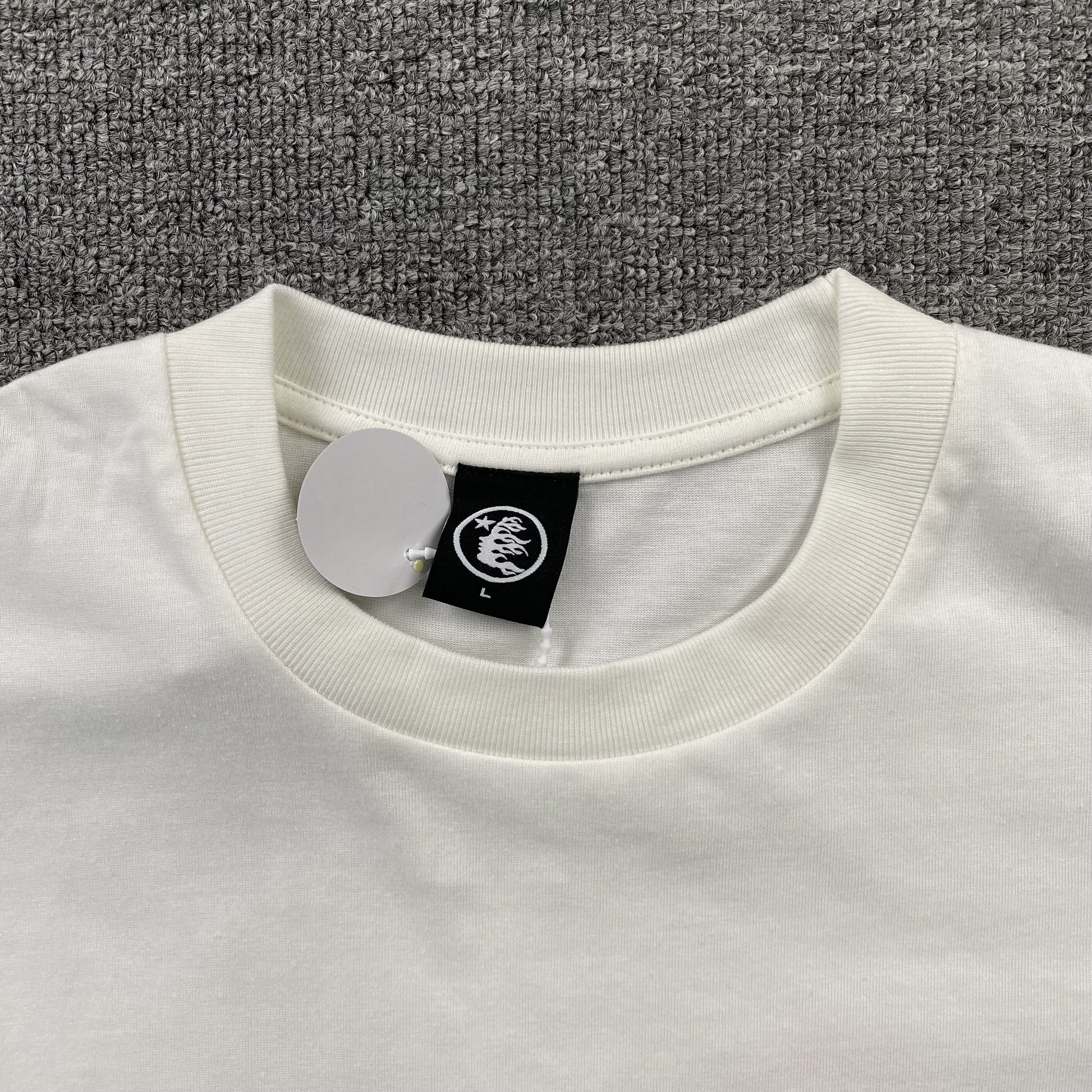 hellstar-path-to-paradise-tee-white-5-Drip Store Argentina
