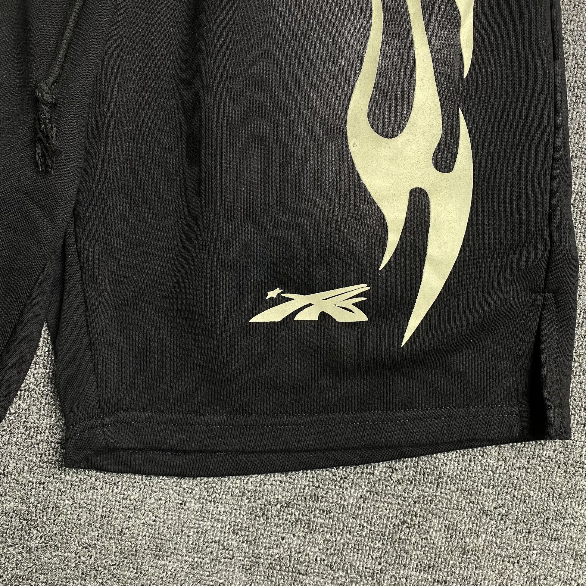 hellstar-sports-flame-shorts-black-4-Drip Store Argentina