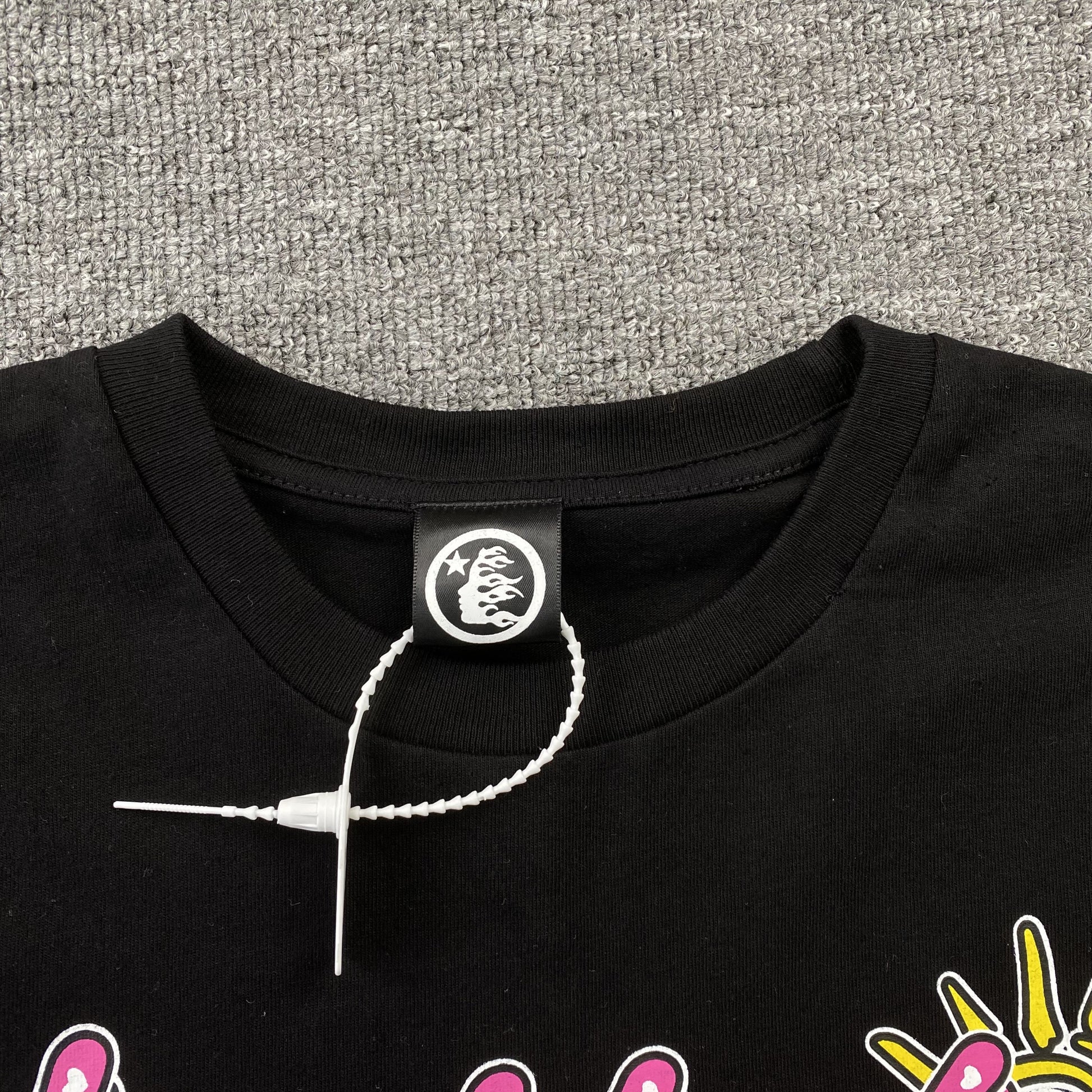 hellstar-studios-smile-tee-black-8-Drip Store Argentina