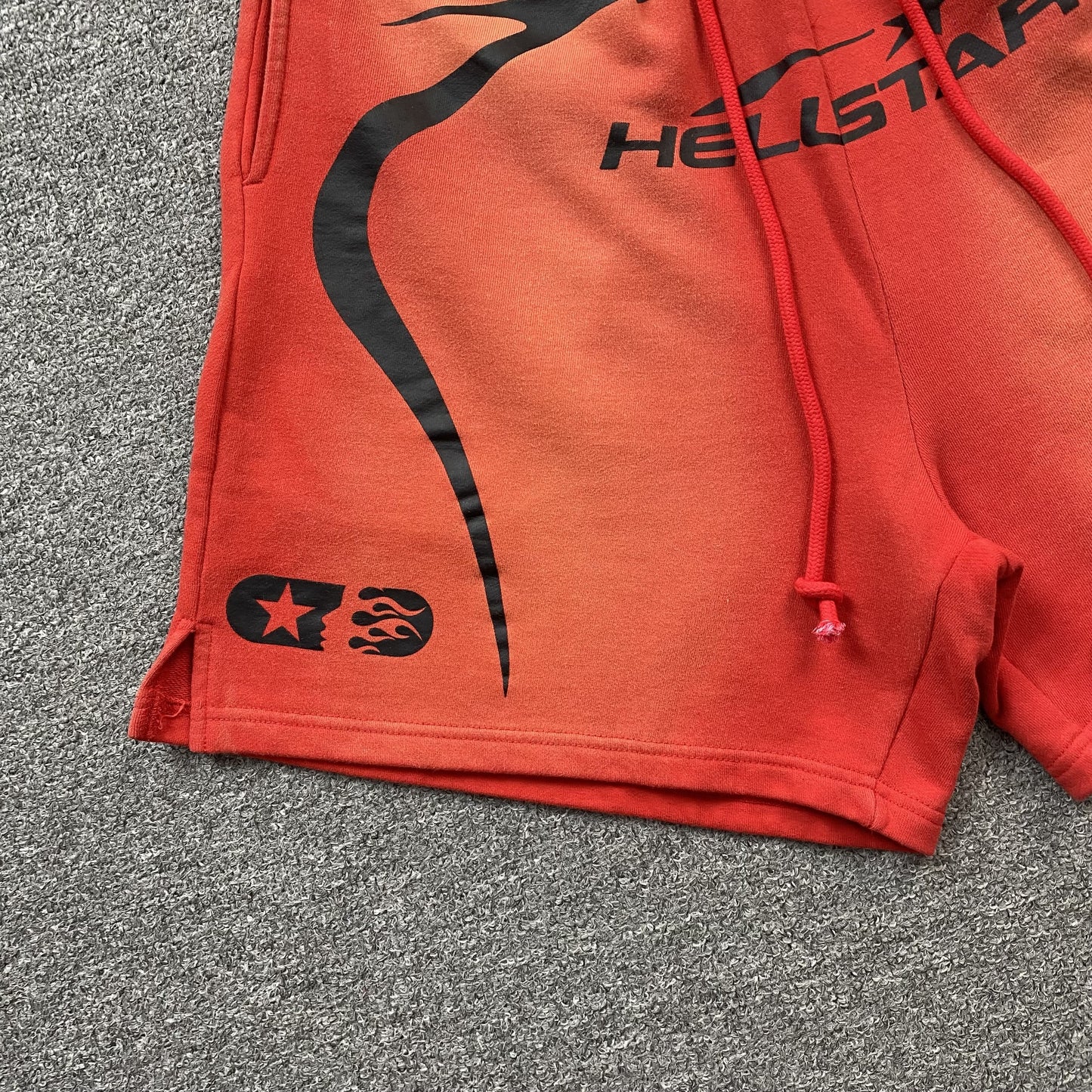 hellstar-warm-up-shorts-red-3-Drip Store Argentina