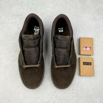 Jordan 1 Low X Travis Scott Velvet Brown