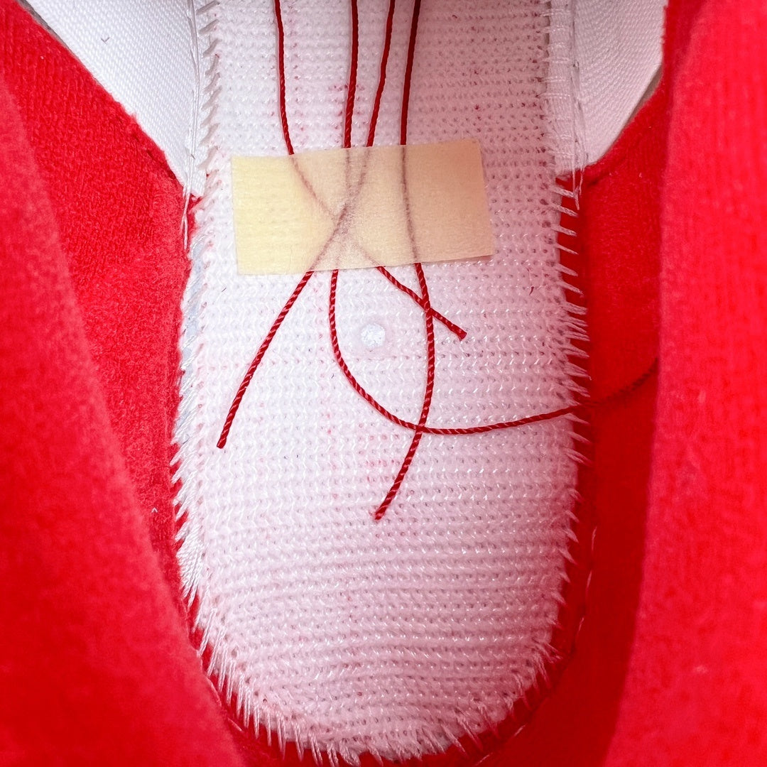 Jordan 4 Retro Fire Red