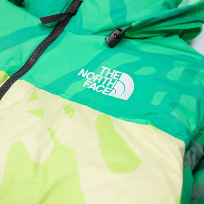 kaws-x-the-north-face-retro-1996-nuptse-jacket-safety-green-8-Drip Store Argentina