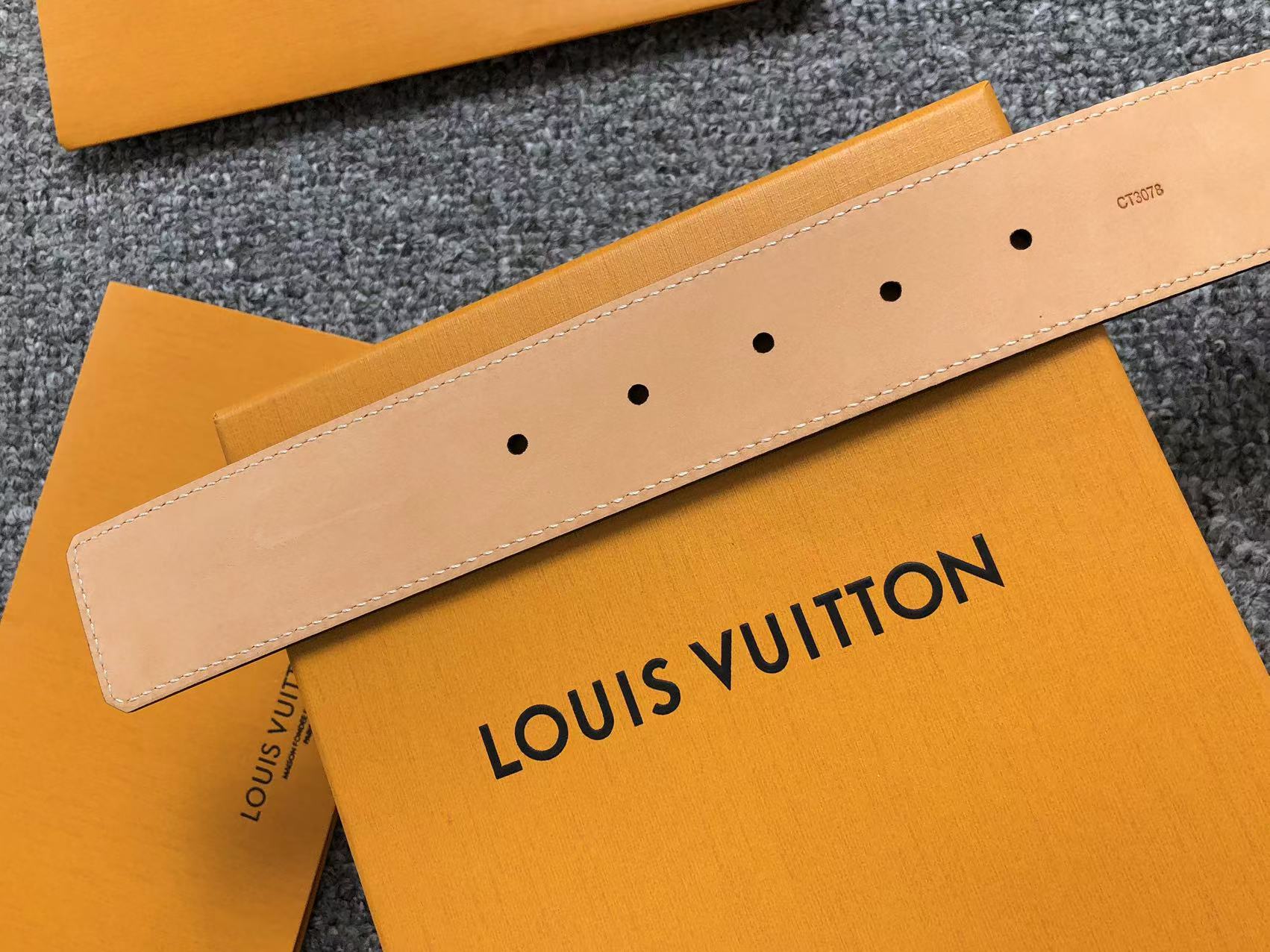 louis-vuitton-damier-graphite-lv-initials-belt-4-Drip Store Argentina