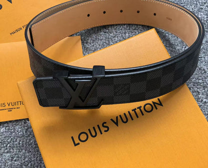 louis-vuitton-damier-graphite-lv-initials-belt-8-Drip Store Argentina