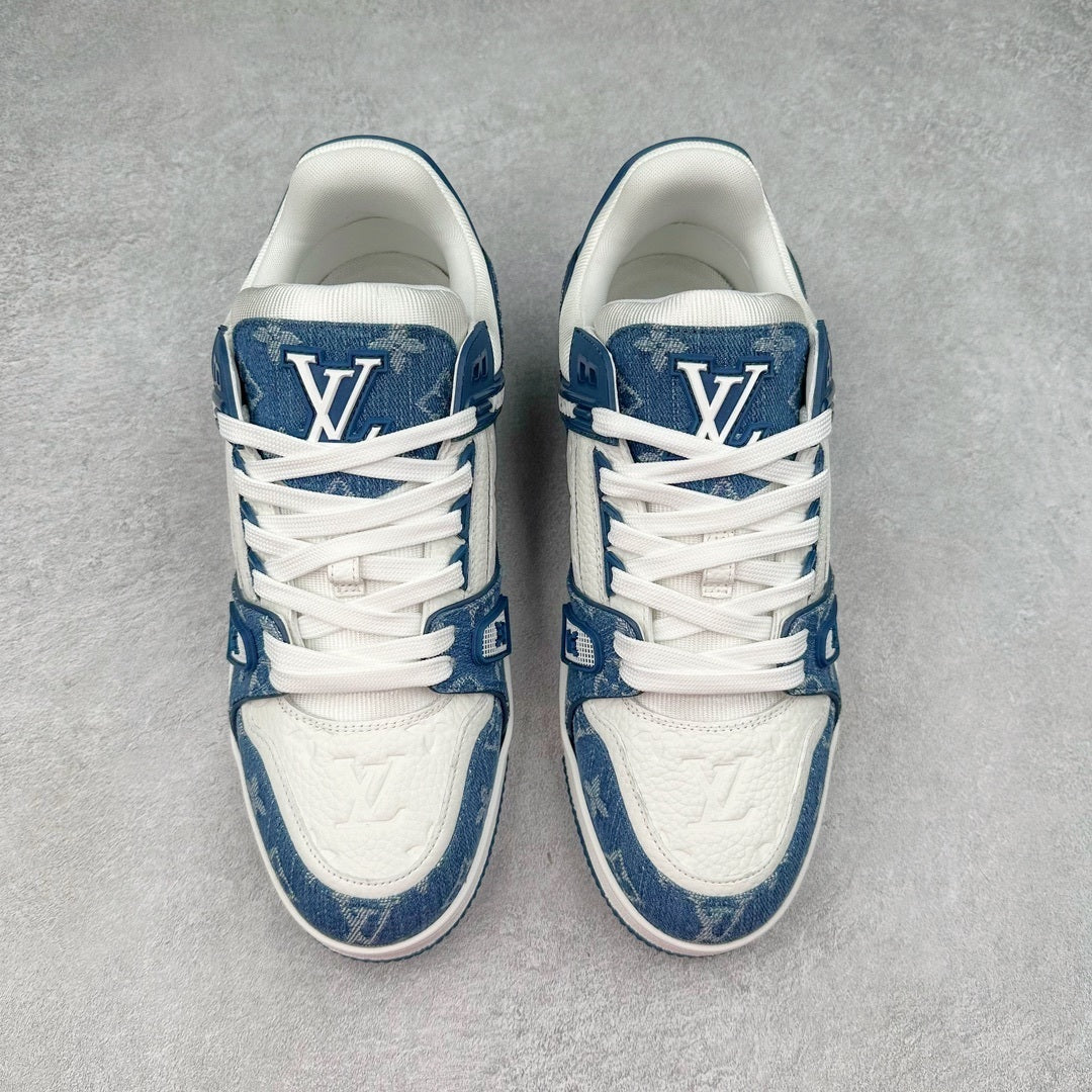 Louis Vuitton Trainer Sneaker Blue