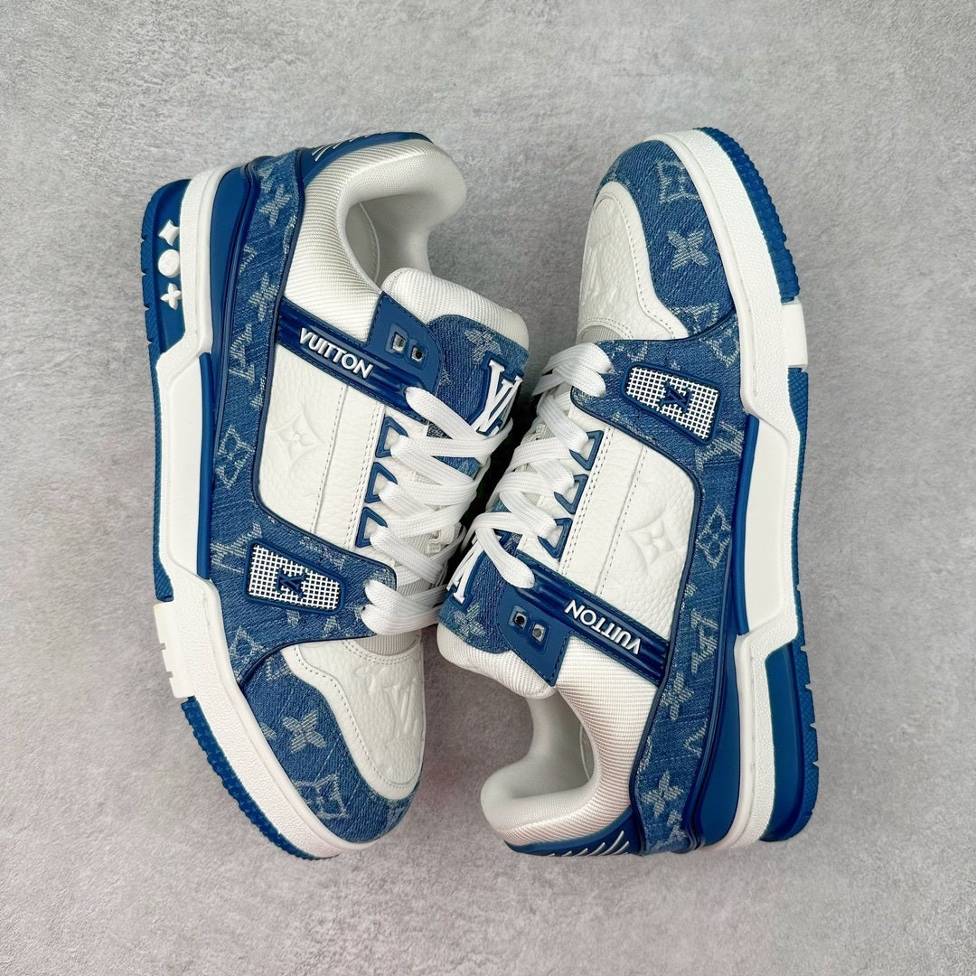 Louis Vuitton Trainer Sneaker Blue