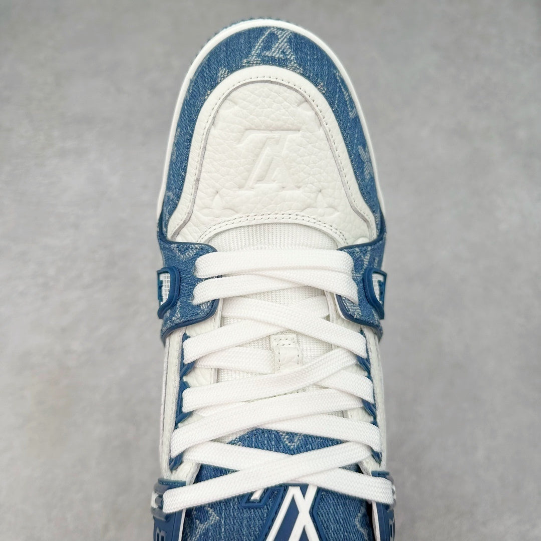 Louis Vuitton Trainer Sneaker Blue