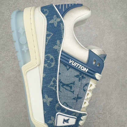 Louis Vuitton Trainer Sneaker Blue