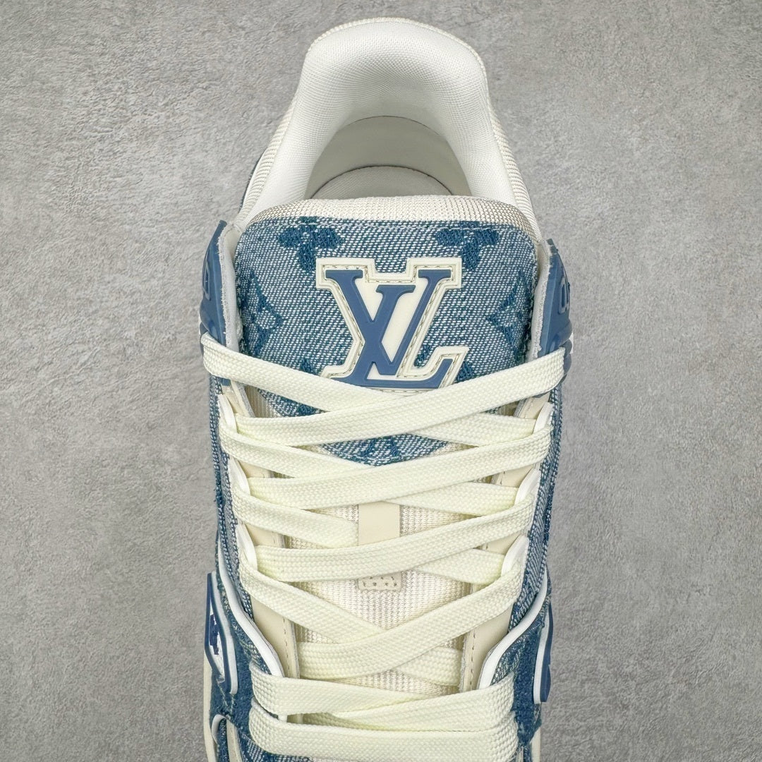 Louis Vuitton Trainer Sneaker Blue