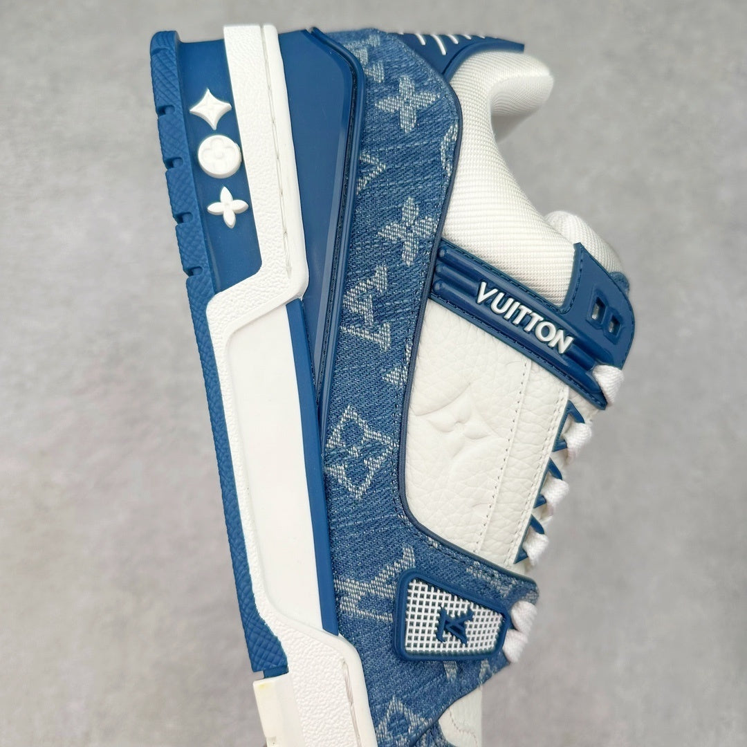 Louis Vuitton Trainer Sneaker Blue