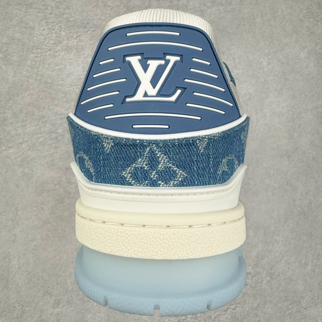 Louis Vuitton Trainer Sneaker Blue