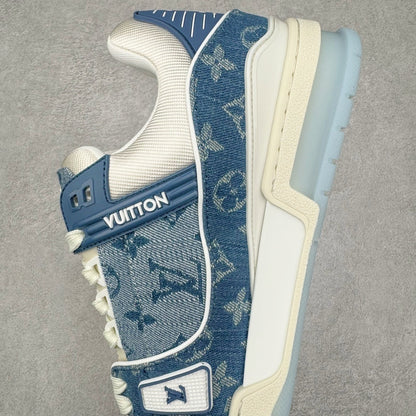 Louis Vuitton Trainer Sneaker Blue