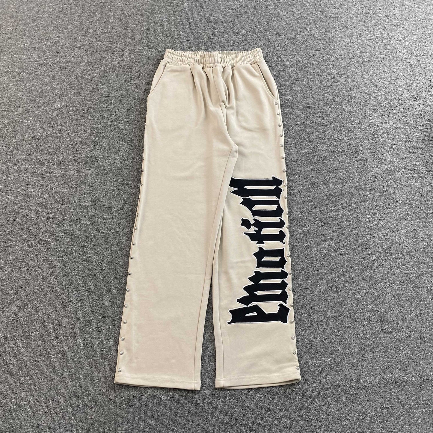 Mixed Emotion Crown Sweatpants Grey