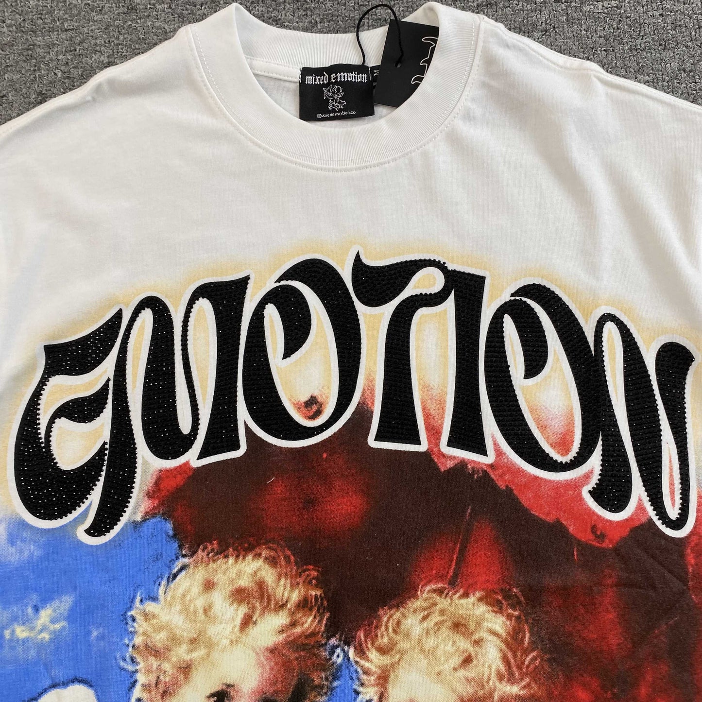 Mixed Emotion Twin Tee Cream