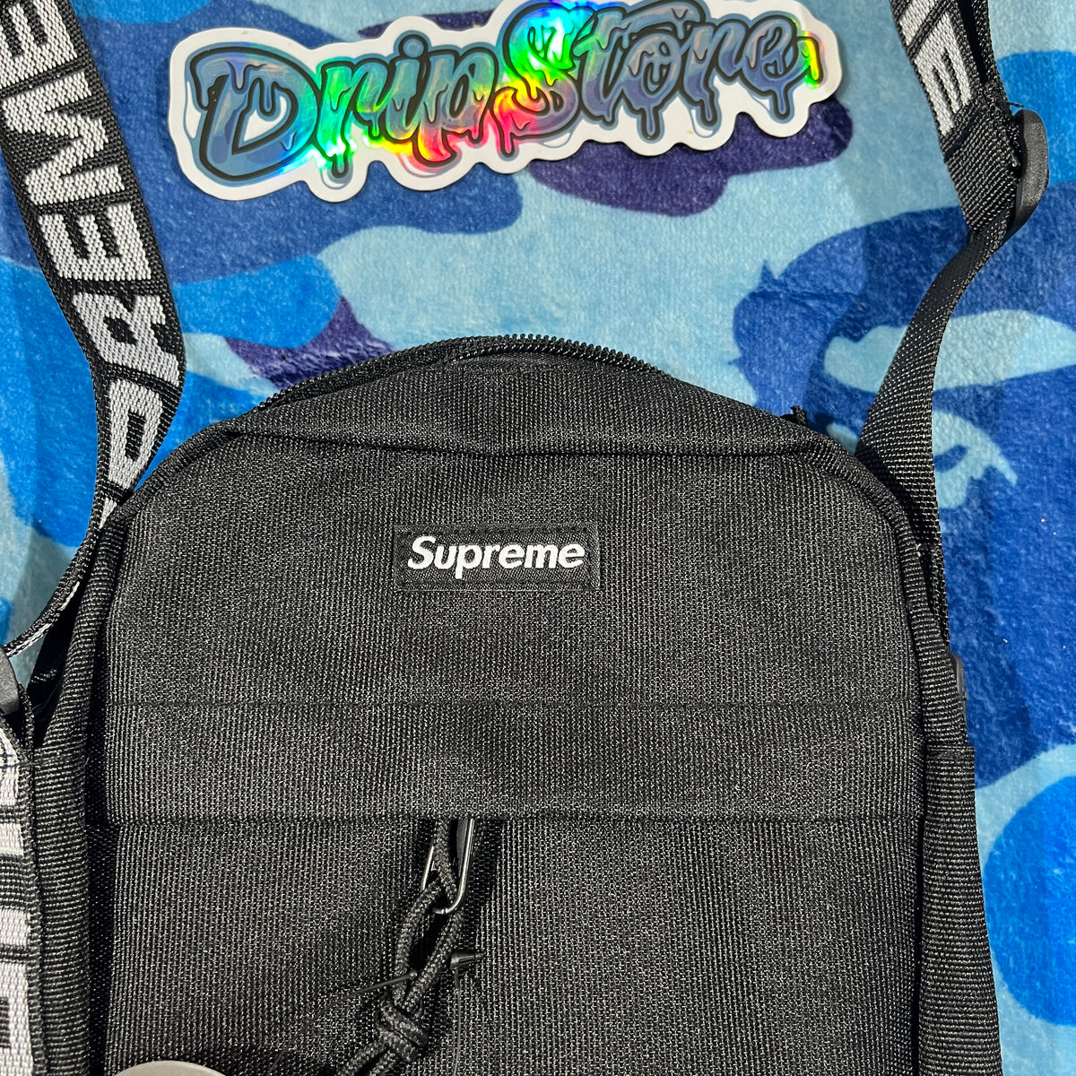 SUPREME SHOULDER BAG (SS18) BLACK